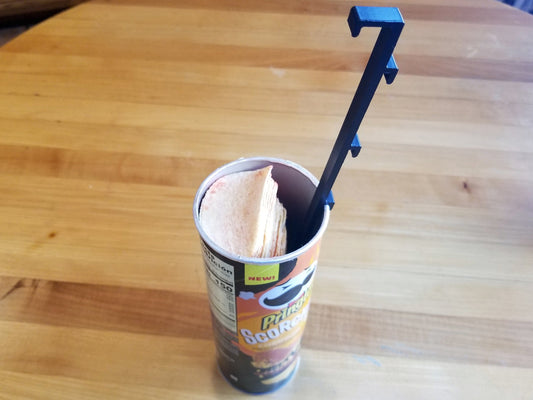 Pringles Puller | Get the Bottom Chips Out with Ease